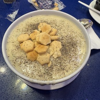 The Oyster Bar - New England or Manhattan Clam Chowder - Bars Near Me - Las Vegas, Nevada