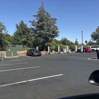 Tesla Supercharger - A total of twelve working V4 charging stations are located in this plaza that has many amenities within walking distance. - EV Charging Stations Near Me - Fairfield, California Tesla Supercharger - A total of twelve working V4 charging stations are located in this plaza that has many amenities within walking distance. - EV Charging Stations Near Me - Fairfield, California