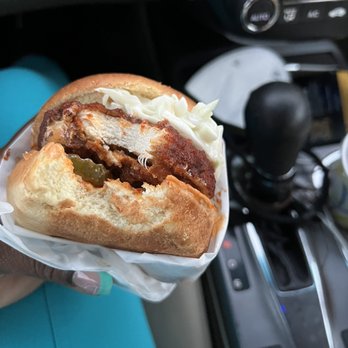 iniBurger - Gourmet Burgers - Nashville Hot Chicken Sandwich - Burgers Near Me - Pleasanton, California iniBurger - Gourmet Burgers - Nashville Hot Chicken Sandwich - Burgers Near Me - Pleasanton, California