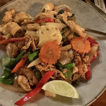 Little Spoon Thai Kitchen - Drunken noodles - Thai Near Me - Needham, Massachusetts Little Spoon Thai Kitchen - Drunken noodles - Thai Near Me - Needham, Massachusetts