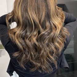 Breanne Elise Salon - Lived in look!!