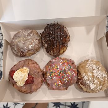 Parlor Doughnuts - Coffee & Tea Near Me - Huntington Beach, California