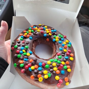 Ma's Donuts and More - Donuts Near Me - Middletown, Rhode Island Ma's Donuts and More - Donuts Near Me - Middletown, Rhode Island