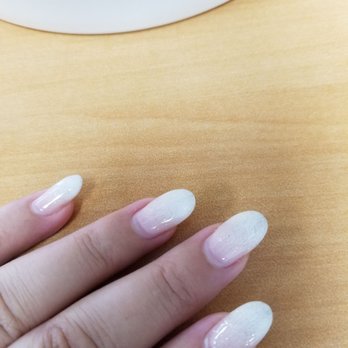 Jericho Nails - My Ombre mani by Lina, almost 3 weeks later and it still looks great! - Nail Salons Near Me - Floral Park, New York