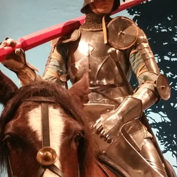 Stockholms Medeltidsmuseum - The only armour on display. But with a horsie - Museums Near Me - Stockholm, Alberta