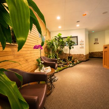 Hawaii Massage - Lobby - Massage Therapy Near Me - Omaha, Nebraska Hawaii Massage - Lobby - Massage Therapy Near Me - Omaha, Nebraska