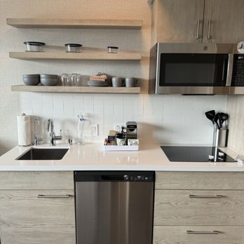 Element San Jose Airport - Kitchen area - Hotels Near Me - San Jose, California Element San Jose Airport - Kitchen area - Hotels Near Me - San Jose, California