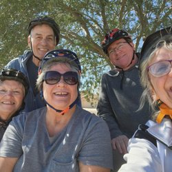 Smitty's E-Bikes - Bikers having fun!
