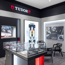 Reeds Jewelers - TUDOR Watch Space