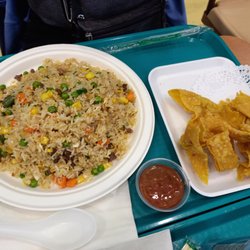 Tong's Gourmet House - Beef fried rice and deep fried wontons
