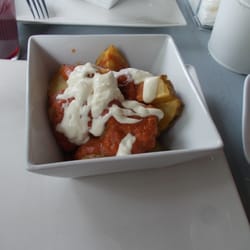 Gastrobar Tharsis 26 - Papas bravas con alioli