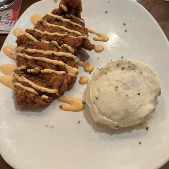 Outback Steakhouse - Bloomin' Fried Chicken with mashed potatoes - Steakhouses Near Me - Altamonte Springs, Florida Outback Steakhouse - Bloomin' Fried Chicken with mashed potatoes - Steakhouses Near Me - Altamonte Springs, Florida