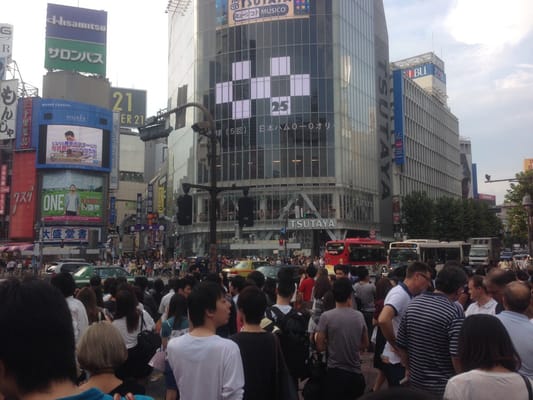 Shibuya Scramble Crossing by null