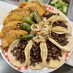 Taqueria y Neveria La Chin Gada - Queso birria tacos and asada tacos