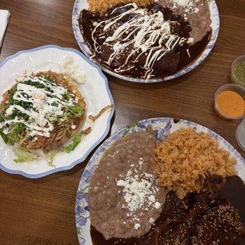 Amores - Mexican Near Me - Claremont, California Amores - Mexican Near Me - Claremont, California
