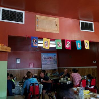 Los Tres Cochinitos Restaurant - One half of the dining room - Mexican Near Me - Los Angeles, California
