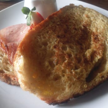 The Wilson Street Pantry - French toast, bacon snd maple syrup. - Cafes Near Me - Glasgow, GLG The Wilson Street Pantry - French toast, bacon snd maple syrup. - Cafes Near Me - Glasgow, GLG