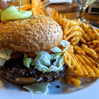 Boomerangs Cafe - BBQ CAMEL BURGER - Cafes Near Me - Port Alberni, British Columbia