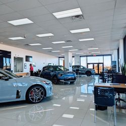 Shottenkirk Fort Bend Kia - Showroom
