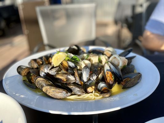 Alessio's Seafood Grille by null
