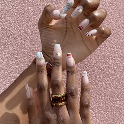 Nail Bar-Saddle Creek