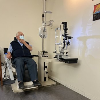 Craig W. Hoeft, OD - My Dad getting eye exam :) - Optometrists Near Me - Sylmar, California