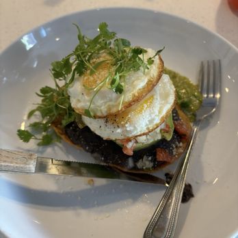 Hungry Crowd - Ranch Egg - New American Near Me - Los Angeles, California