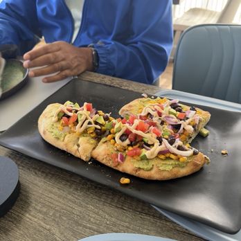 Counter Culture Beachside - Flatbread - New American Near Me - Vero Beach, Florida