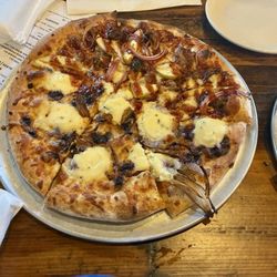 Brickyard Hollow Brewing - Maine Blueberries, Rosemary Ricotta, Roasted Shallot, Lemon Zest and Smoked BBQ Pulled Pork, Fuji Apple, Red Onion