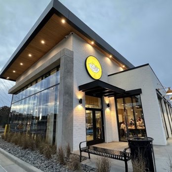 Gusto - the outside of the restaurant - New American Near Me - Buford, Georgia