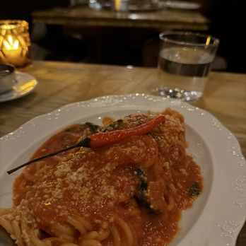 Mother Wolf - Spicy arrabiata pasta - Italian Near Me - Los Angeles, California Mother Wolf - Spicy arrabiata pasta - Italian Near Me - Los Angeles, California