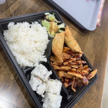 YUMMYS KOREAN & JAPANESE FUSION CUISINE - Updated August