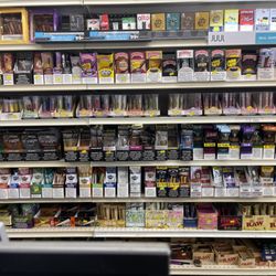 Sphinx Mart & Tobacco - Dutch,wood,backwoods