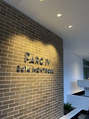 Parc IV & V Condominiums
