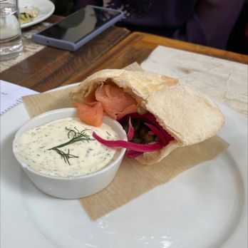 Bacari W 3rd - Salman Pita - Breakfast & Brunch Near Me - Los Angeles, California