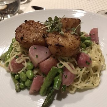 Le Chateau - Scallops with asparagus and edamame on pasta.  Those are roasted radishes, unique and relish! - French Near Me - La Crosse, Wisconsin
