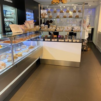 Casa Vives - Bakeries Near Me - Barcelona, B Casa Vives - Bakeries Near Me - Barcelona, B