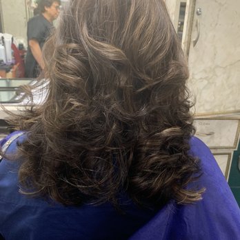 Michael's Beauty Salon - My wonderful hair by Blanca. I feel pretty! Thank you Blanca - Hair Salons Near Me - San Gabriel, California