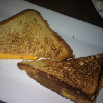 Gossip Bar & Restaurant - Irish Pub Near Me - New York, New York
