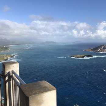 Makapu'u Point Lighthouse Trail - O'ahu, I love you! - Hiking Near Me - Honolulu, Hawaii Makapu'u Point Lighthouse Trail - O'ahu, I love you! - Hiking Near Me - Honolulu, Hawaii