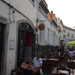 O Tonel - Outdoor dining.