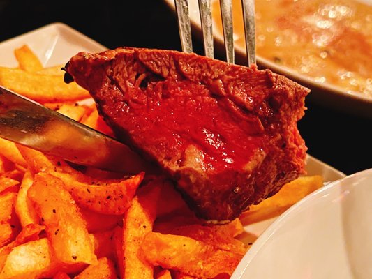 Voila! Bistrot by null