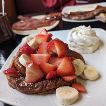 New Taraval Cafe - Phenomenal French toast  with whipped cream on the side - Breakfast & Brunch Near Me - San Francisco, California