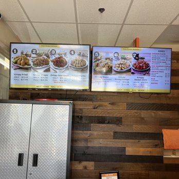 Vons Chicken Waimalu - Menu signage - Chicken Wings Near Me - Aiea, Hawaii