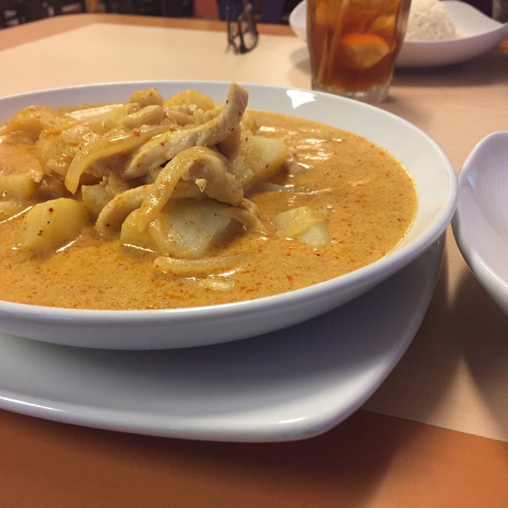 Masaman curry so good!! Little potatoes in there. Masaman curry so good!! Little potatoes in there.
