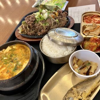 Chodang Tofu & BBQ - Soft Tofu + Beef Bulgogi - 순두부 + 소불고기 - Korean Near Me - Schaumburg, Illinois Chodang Tofu & BBQ - Soft Tofu + Beef Bulgogi - 순두부 + 소불고기 - Korean Near Me - Schaumburg, Illinois