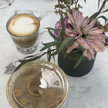 Green Kettle Coffee - Cortado and Iced Latte - Coffee & Tea Near Me - Wallingford, Connecticut