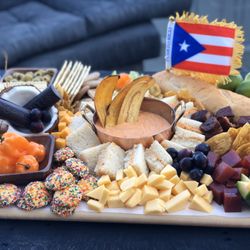 Graze Away Florida Charcuterie Boards with a Twist - #TablaBoricua some of the most traditional yummy foods from Puerto Rico all on one platter :)