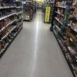 Dollar General - Delicious dollar item food aisle