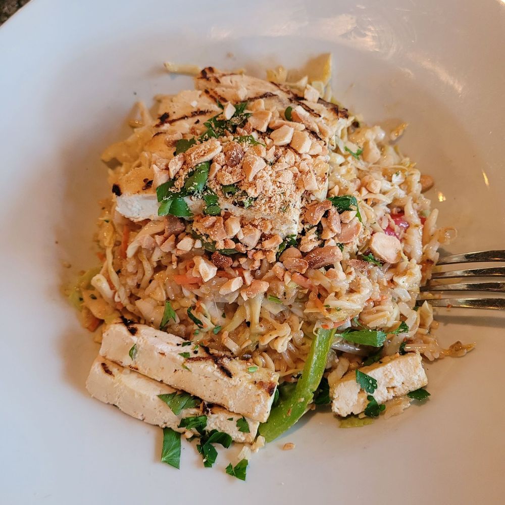 Saranac Public House - Thai Rice Bowl with tofu. - Pubs Near Me - Spokane, Washington Saranac Public House - Thai Rice Bowl with tofu. - Pubs Near Me - Spokane, Washington